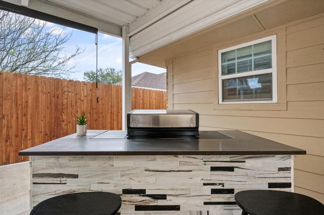 3104 Creekwood Lane, Fort Worth, TX 76123