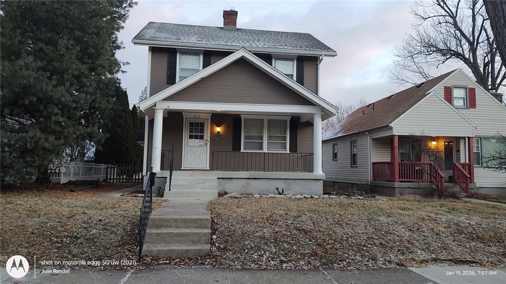 253 Peach Orchard Avenue, Oakwood, OH 45419