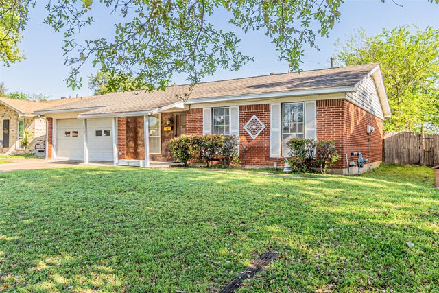 2009 Meadow Lark Lane, Irving, TX 75060
