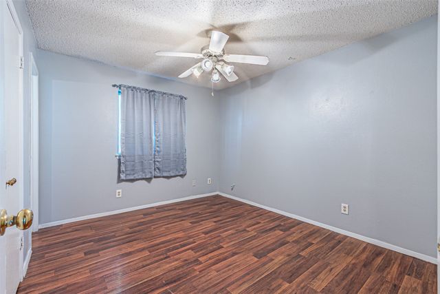 2009 Meadow Lark Lane, Irving, TX 75060