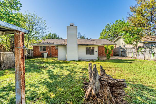 2009 Meadow Lark Lane, Irving, TX 75060