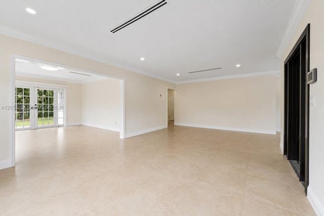 516 Gerona Ave, Coral Gables, FL 33146