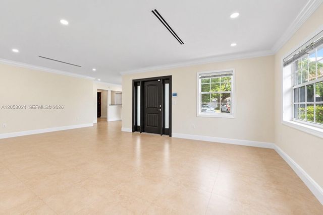 516 Gerona Ave, Coral Gables, FL 33146