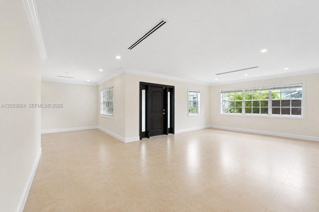 516 Gerona Ave, Coral Gables, FL 33146