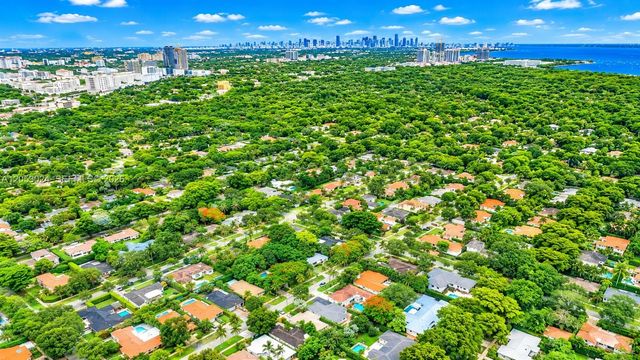 516 Gerona Ave, Coral Gables, FL 33146