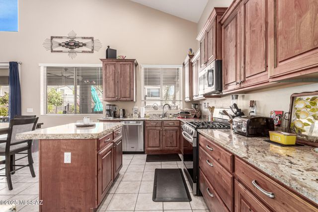 269 W Sacaton Canyon Drive, Oro Valley, AZ 85755