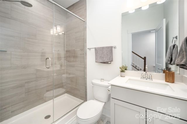 4004 Capital Ridge Court, Charlotte, NC 28205