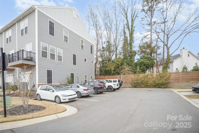 4004 Capital Ridge Court, Charlotte, NC 28205
