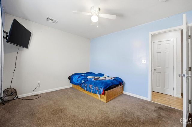 804 Ann Arbor Drive, Bakersfield, CA 93308