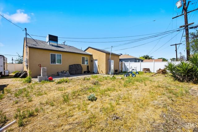 804 Ann Arbor Drive, Bakersfield, CA 93308