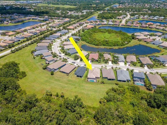 772 ROSEMARY CIRCLE, Bradenton, FL 34212