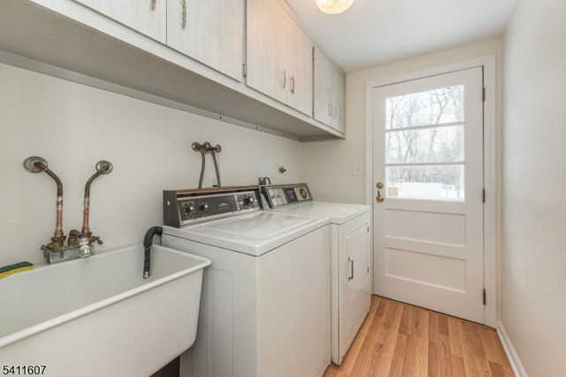 19 Trouville Dr, Parsippany-troy Hills Twp., NJ 07054