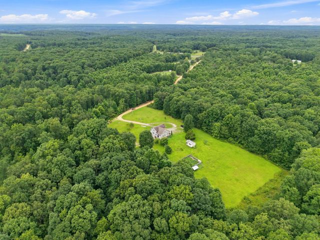 1650 Little Fish Trap Rd, Lawrenceburg, TN 38464