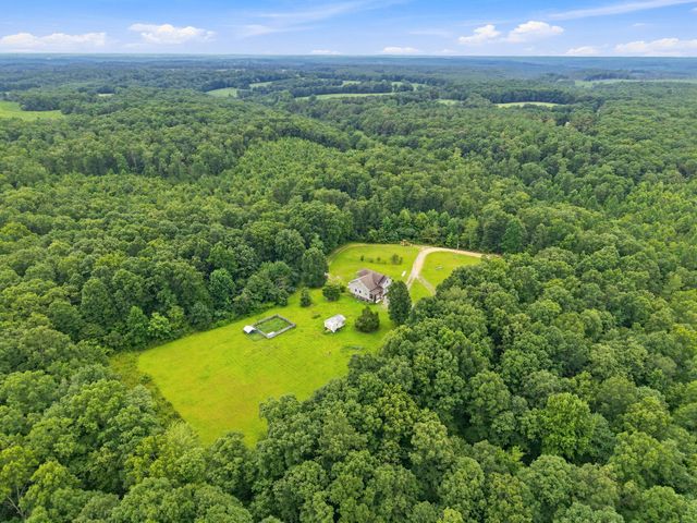 1650 Little Fish Trap Rd, Lawrenceburg, TN 38464
