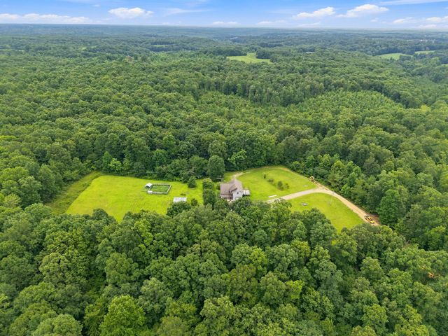 1650 Little Fish Trap Rd, Lawrenceburg, TN 38464