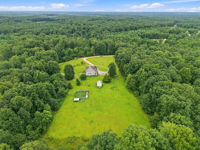 1650 Little Fish Trap Rd, Lawrenceburg, TN 38464