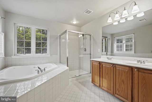1208 NE CAMBRIA TER NE, Leesburg, VA 20176