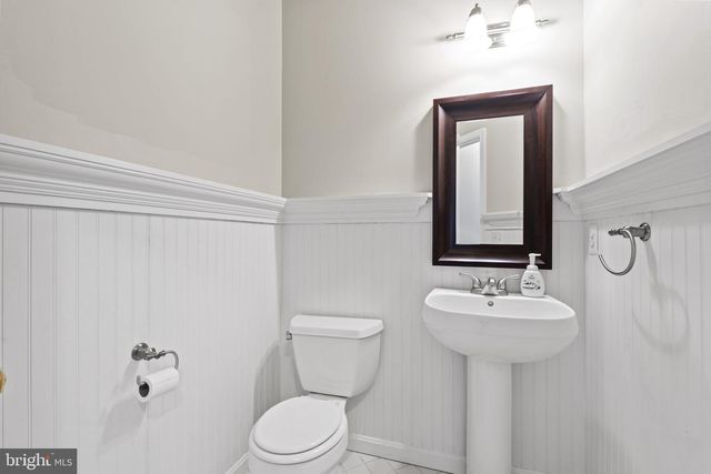 1208 NE CAMBRIA TER NE, Leesburg, VA 20176