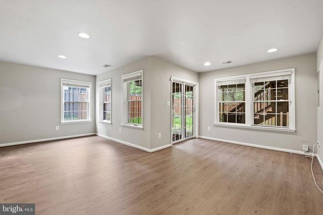 1208 NE CAMBRIA TER NE, Leesburg, VA 20176
