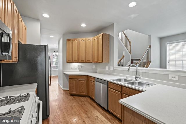 1208 NE CAMBRIA TER NE, Leesburg, VA 20176