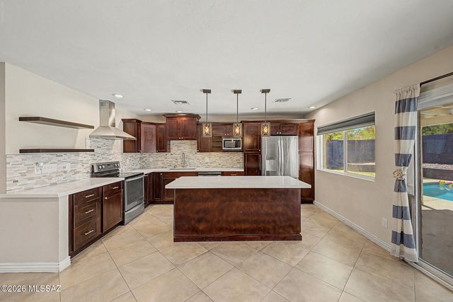 7550 E Rio Verde Drive, Tucson, AZ 85715