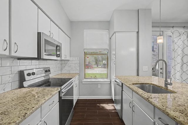 1201 Grove BLVD 2304, Austin, TX 78741