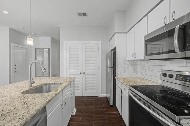 1201 Grove BLVD 2304, Austin, TX 78741