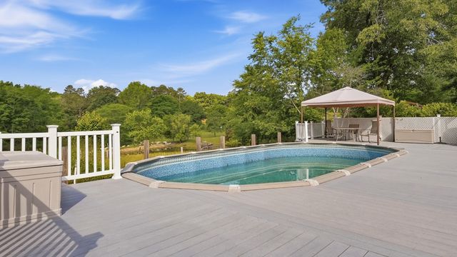 441 Sandalwood Drive, Hixson, TN 37343