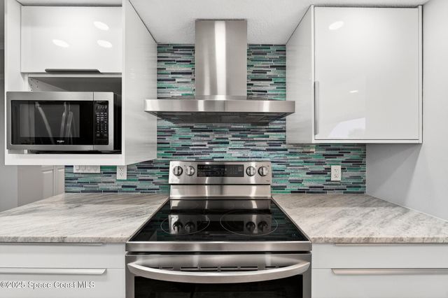 8000 Ridgewood Avenue 207, Cape Canaveral, FL 32920