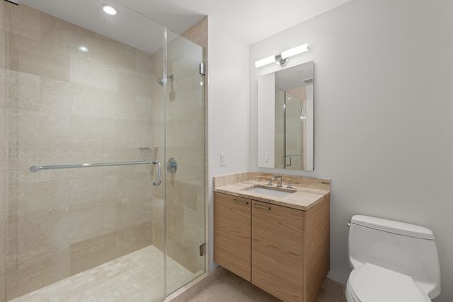 1 Franklin St 2404, Boston, MA 02110