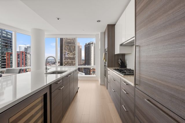 1 Franklin St 2404, Boston, MA 02110
