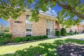 11957 W Appleton AVENUE #9, Milwaukee, WI 53224