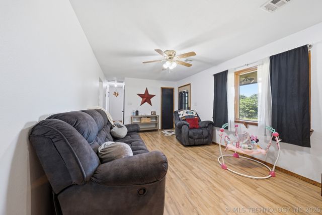 7430 Jefferson Road, Okmulgee, OK 74447