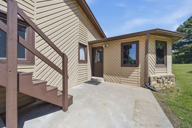 7430 Jefferson Road, Okmulgee, OK 74447