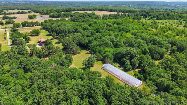 7430 Jefferson Road, Okmulgee, OK 74447