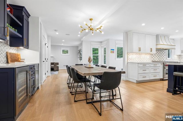 186 Midwood Road, Glen Rock, NJ 07452