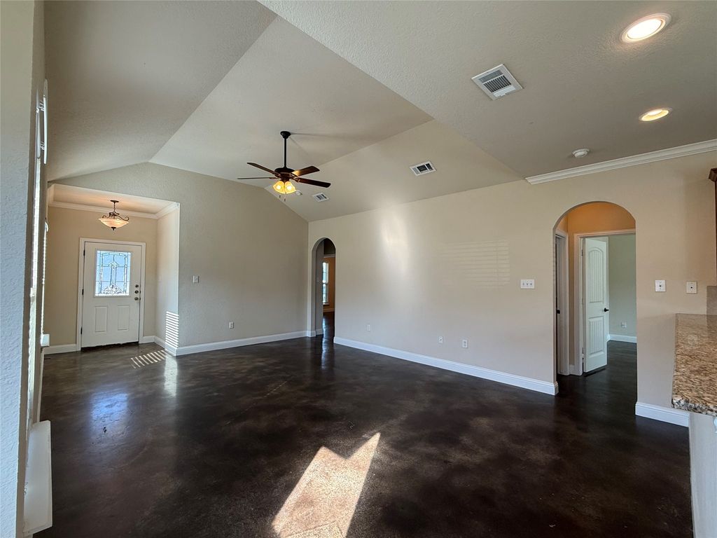 402 W Avenue C, Waxahachie, TX 75165 — photo 5
