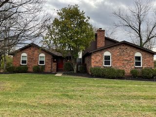 11231 Lincolnshire Drive, Forest Park, OH 45240