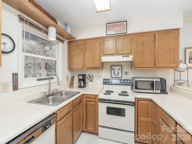 155 Tri Vista Drive 1, Lake Junaluska, NC 28745