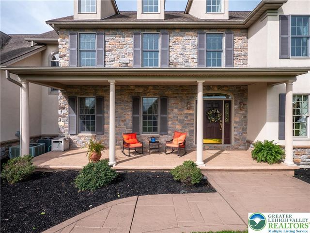 20 Longhill Drive, Easton, PA 18042