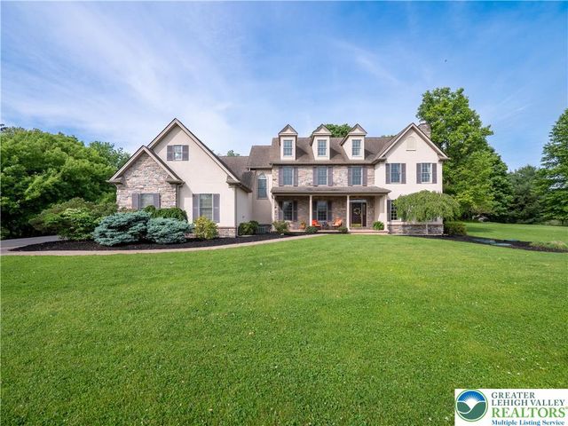 20 Longhill Drive, Easton, PA 18042