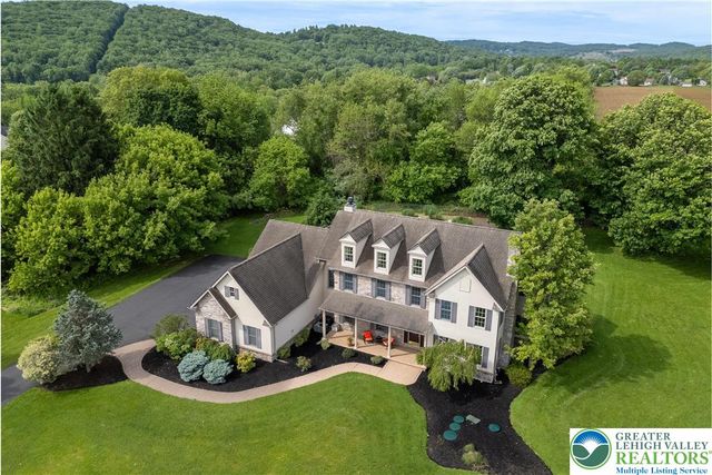 20 Longhill Drive, Easton, PA 18042