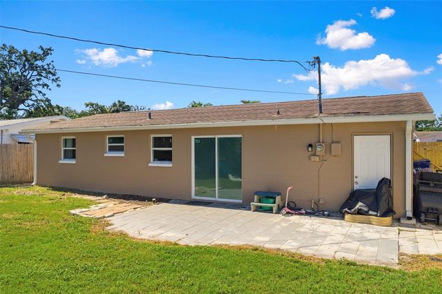 4327 BEACON SQUARE DRIVE, Holiday, FL 34691