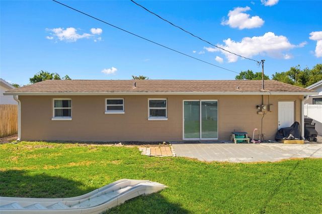 4327 BEACON SQUARE DRIVE, Holiday, FL 34691