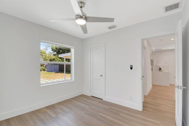 420 SW 13TH Street, Fort Lauderdale, FL 33315