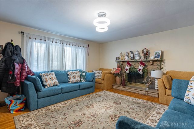 1427 Barton Avenue, Kettering, OH 45429