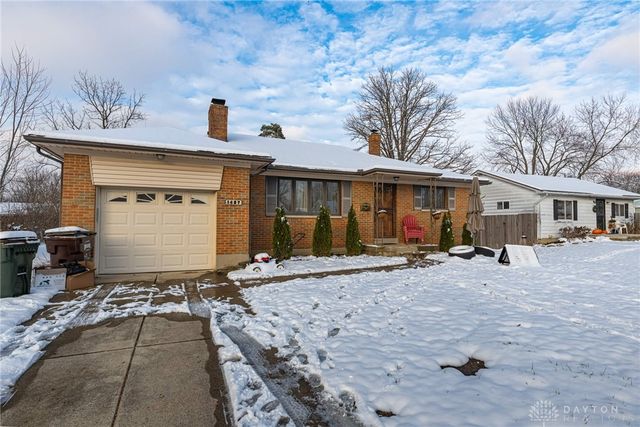 1427 Barton Avenue, Kettering, OH 45429