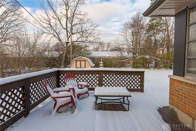 1427 Barton Avenue, Kettering, OH 45429