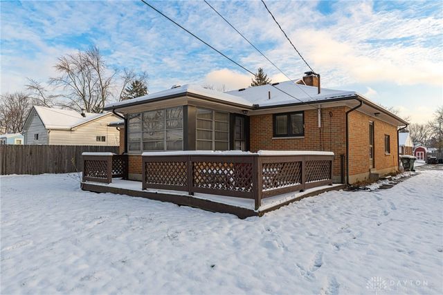 1427 Barton Avenue, Kettering, OH 45429