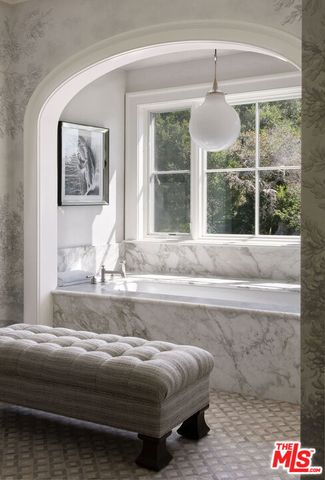 857 Picacho Lane, Santa Barbara, CA 93108